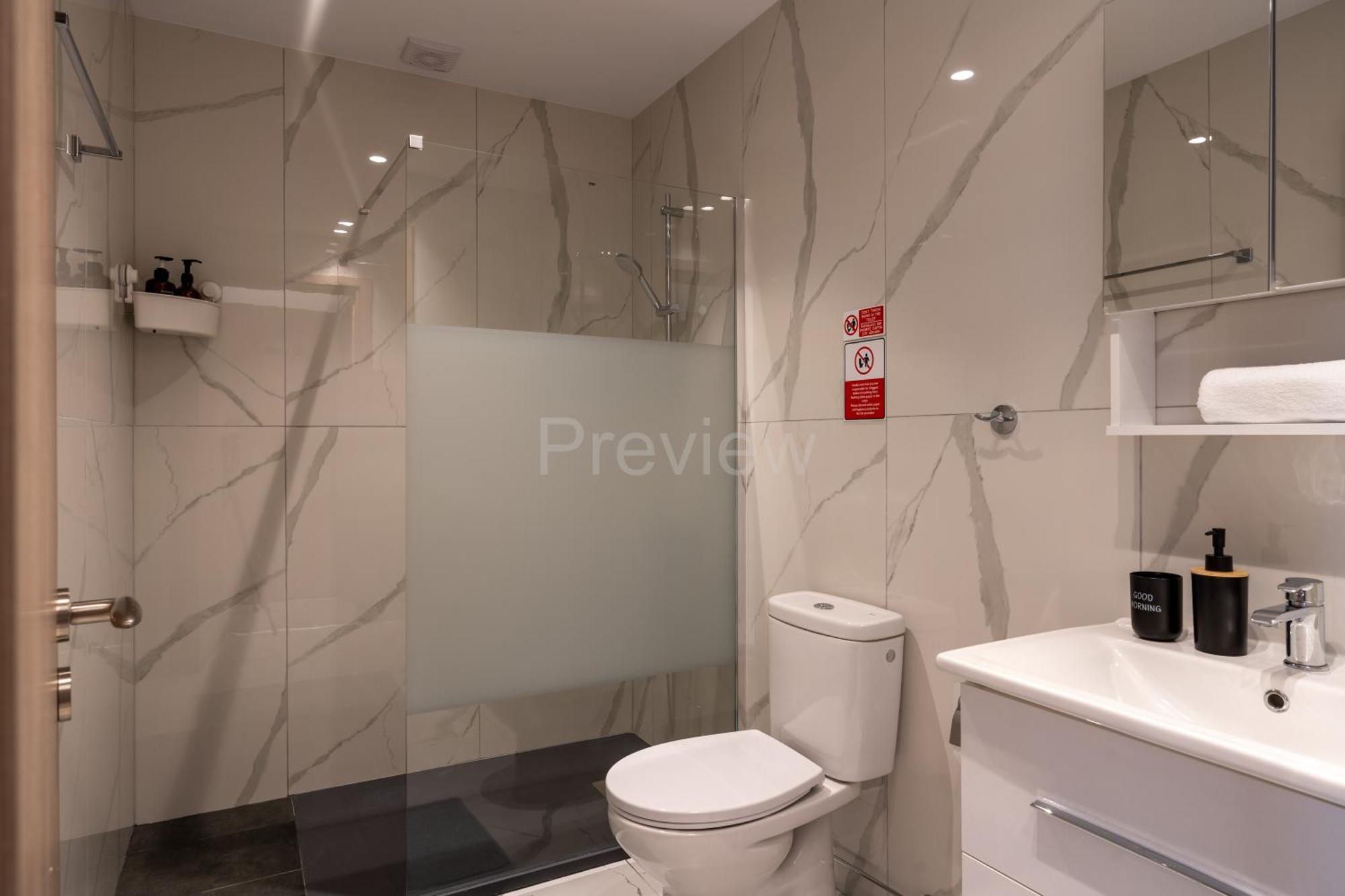 Le Voyageur By The Sea - Furnished Rooms Larnaca Exterior photo